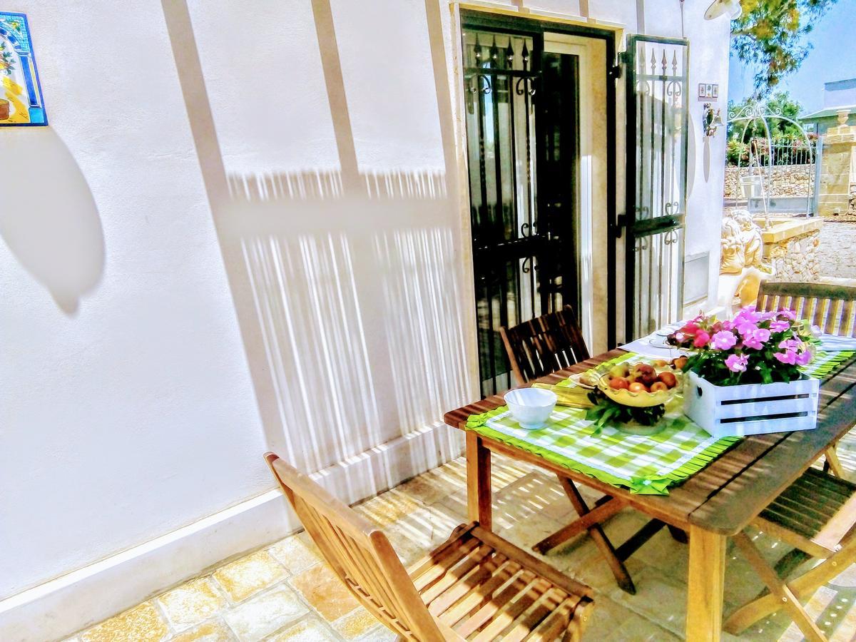 Casale Conte Dell'Anna Vila Porto Cesareo Exterior foto